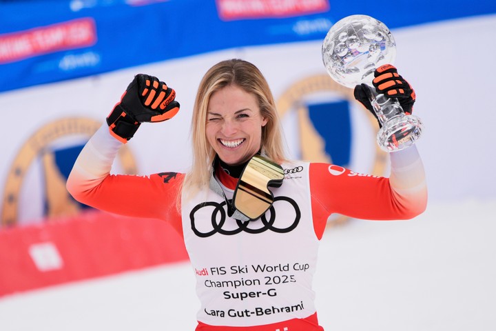 Gutová-Behramiová suverénna v Sun Valley, má glóbus za super-G, Odermatt bol istý víťaz